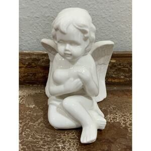 Vtg White Sitting Cherub Angel Naked Baby Holding Heart Shelf Sitter Figurine